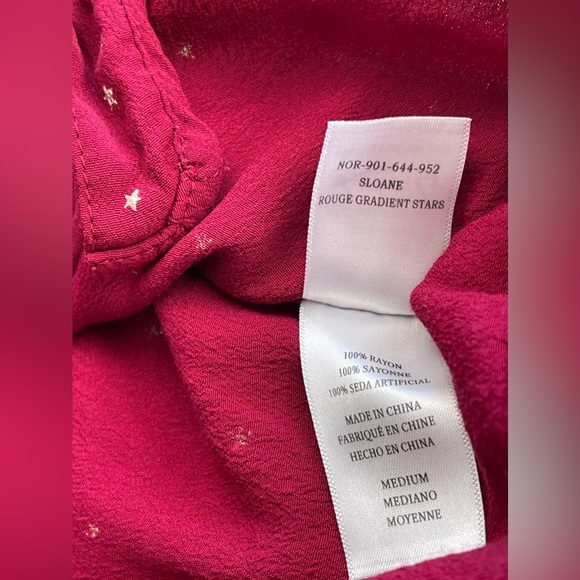 Rails Sloane Rogue Gradient Stars Button Down V-Neck Shirt In Dark Red Size M - Picture 13 of 14